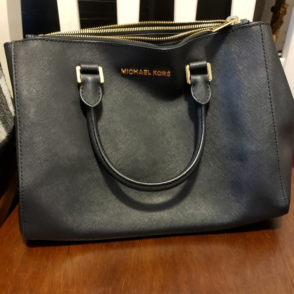 Micheal Kors handbag